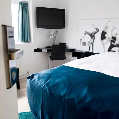 Dgi-huset מלון 3*